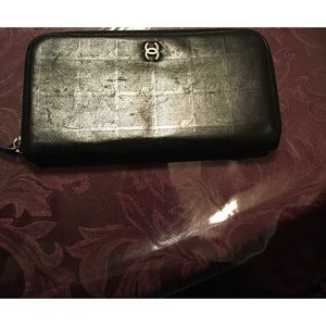 Authentic Vintage CHANEL  Zip Around Black Organizer Wallet